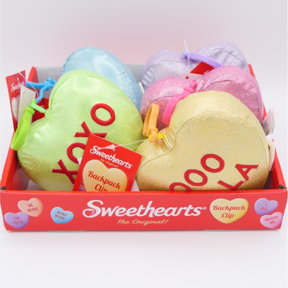 Dan Dee Sweethearts Heart-Shaped Candy 4.5" Plush Backpack Clip 5 Pack w/ Tray